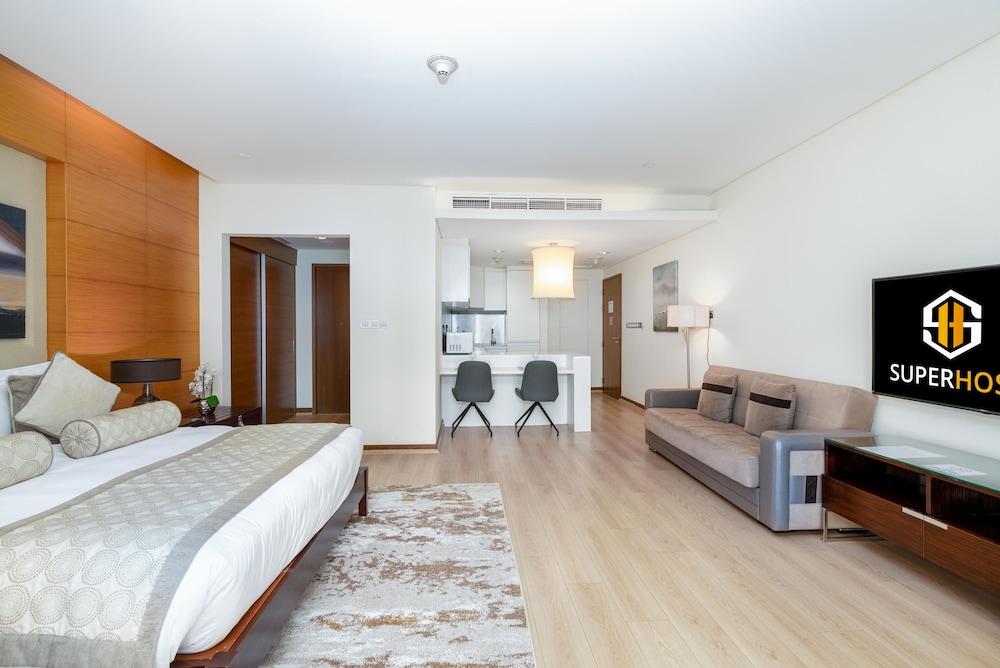 SuperHost - Spacious Studio With Direct Burj Khalifa View I Address Dubai Mall