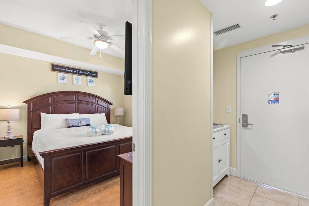 Sterling Breeze 1105