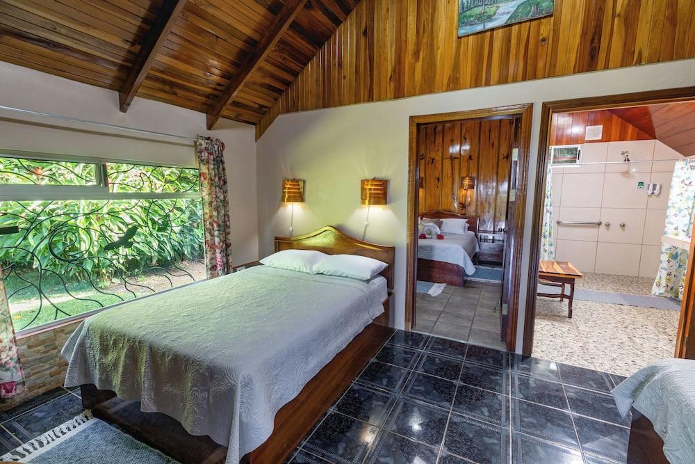 Hotel de Cabañas Valle Campanas