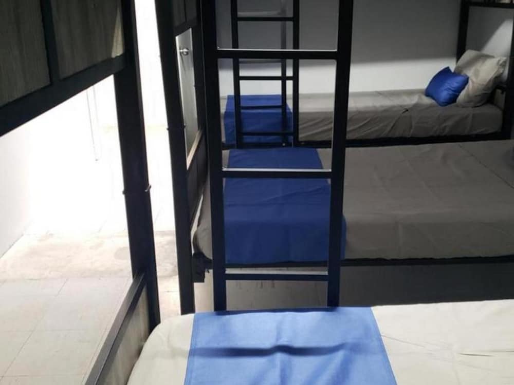 El Gran Hostal - Bed in 6 People Dorm 4