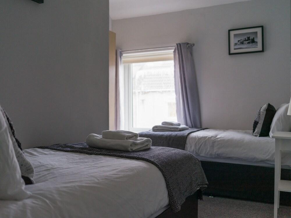 Chestnut House - 2 Bedroom, Ashington