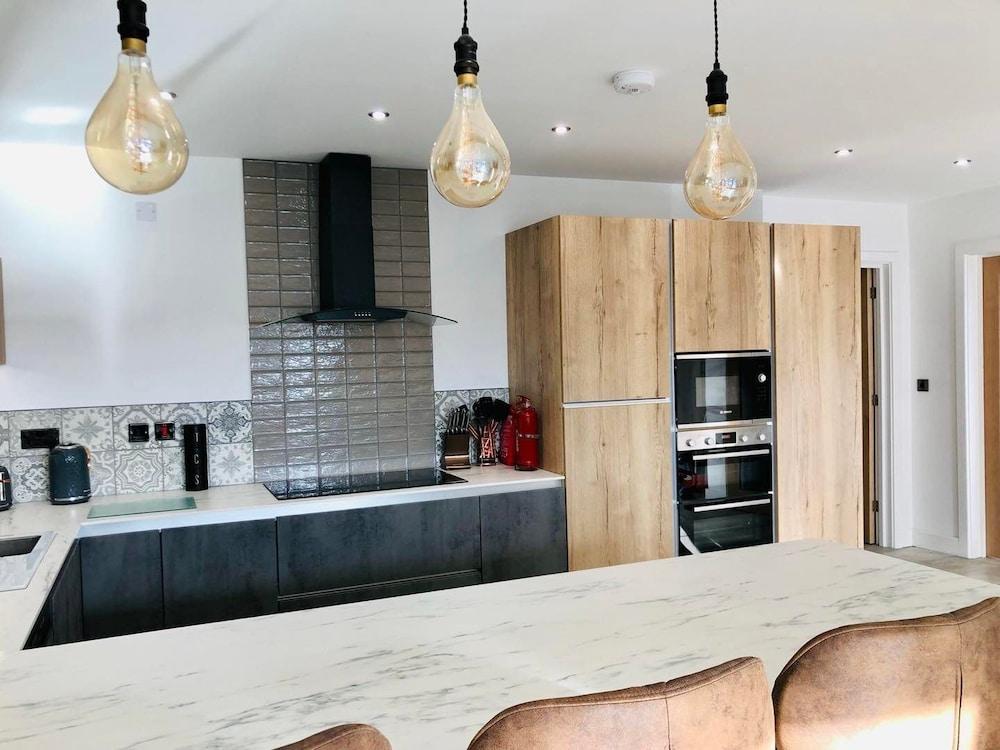 Captivating 5-bed House in Porthleven