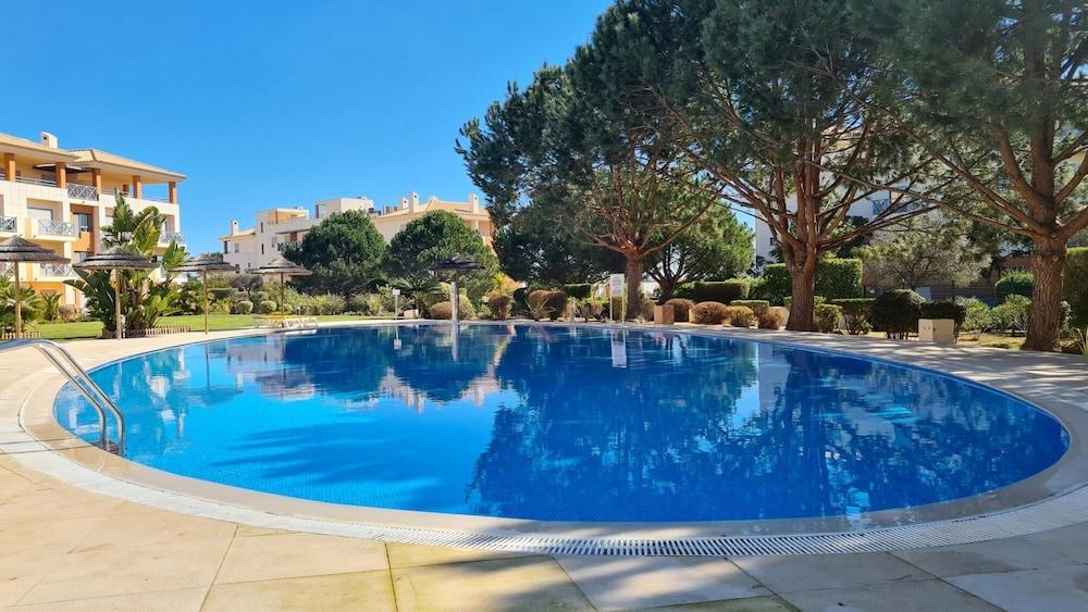 Albufeira 2 Terrace Town House