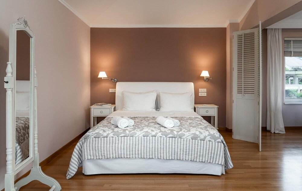 Villa Irene With Pool