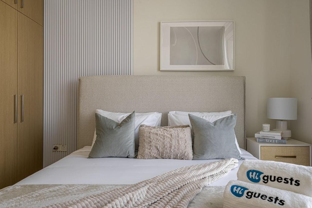 HiGuests - EMAAR 52-42