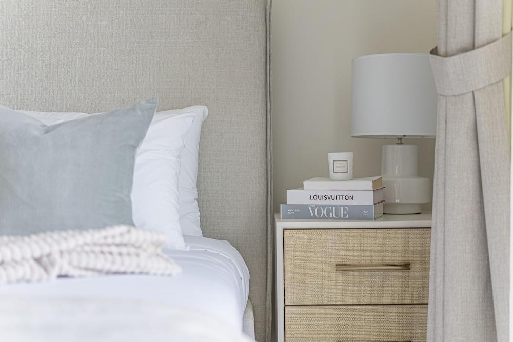 HiGuests - EMAAR 52-42