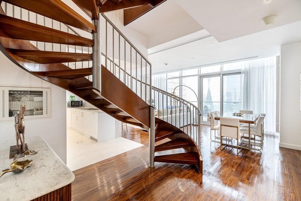 Duplex 2BR Burj Daman - DIFC