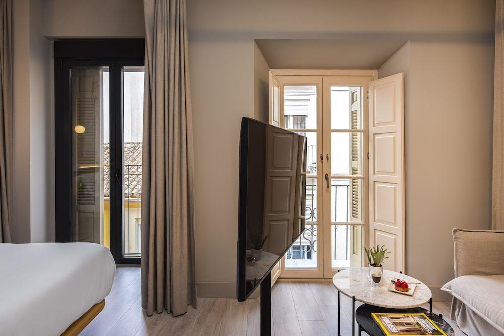 Coeo Peña Design Apartments