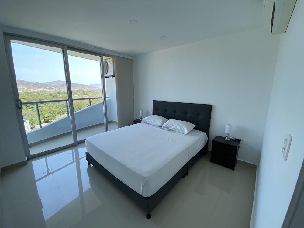 Apartamentos SOHO - Oasis Cerca al Mar