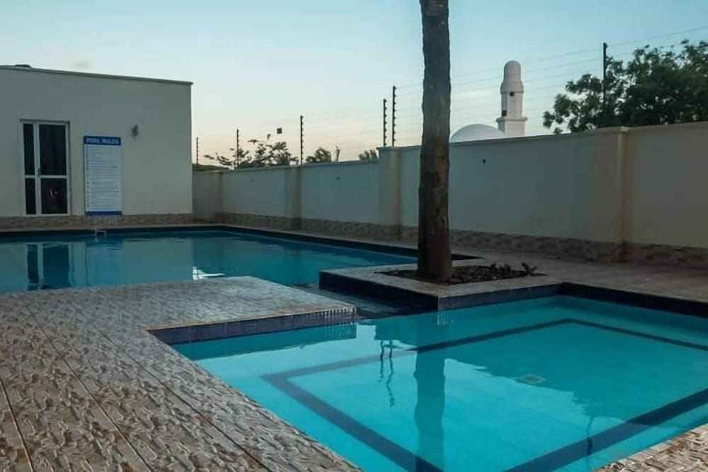 Stay.Plus Ludo Homes Nyali