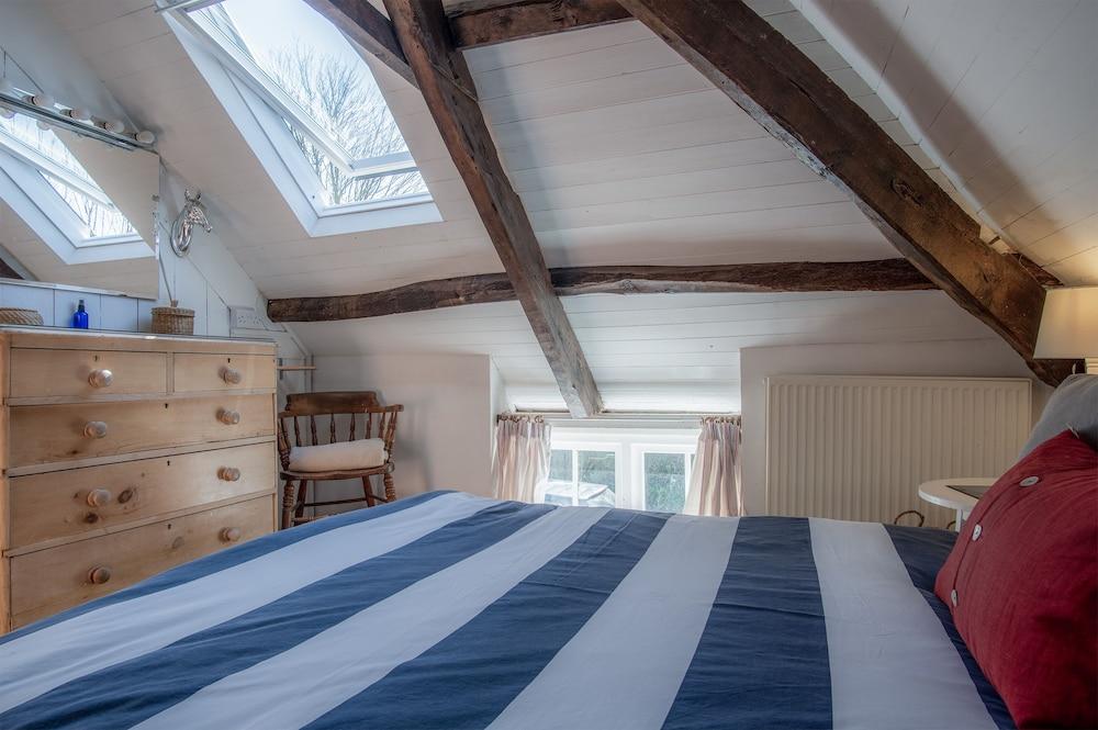 Flygate - 2 Bedroom Cottage - Lawrenny