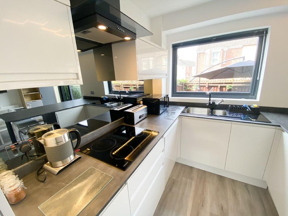 Harbourside House Holiday Home