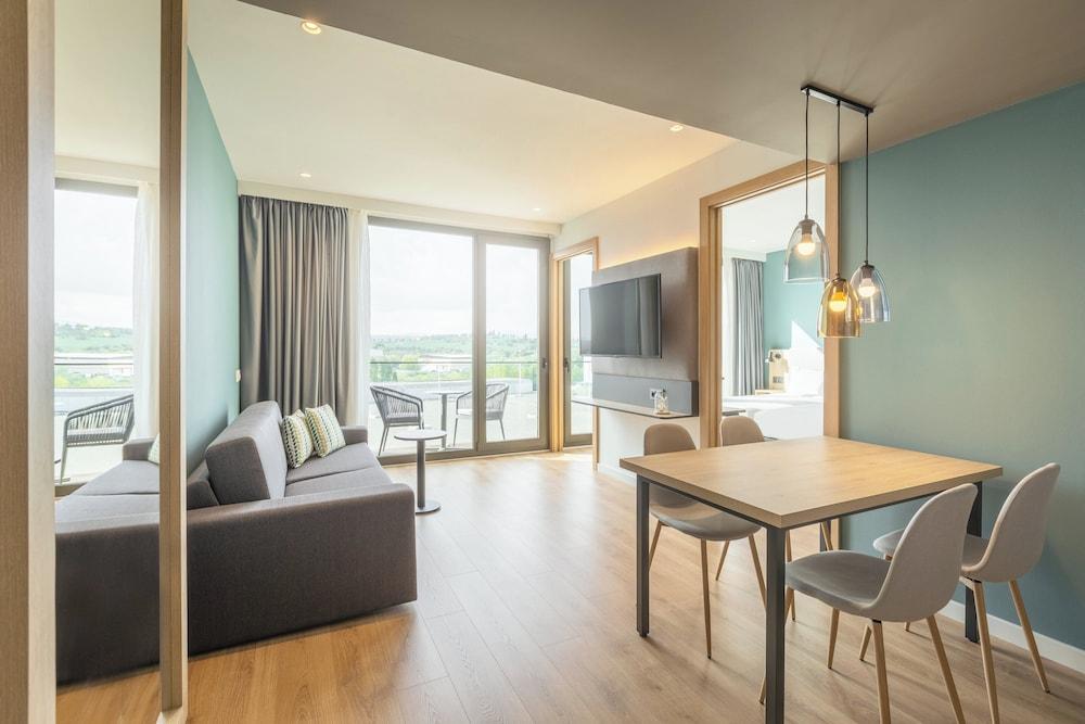 Holiday Inn Barcelona-Sant Cugat by IHG