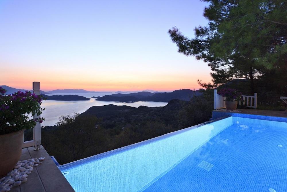 Villa Manzana in S t