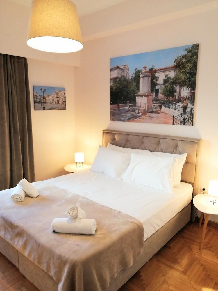 Stunning Acropolis view apartment