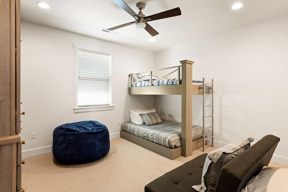 Casa De Luz by RedAwning