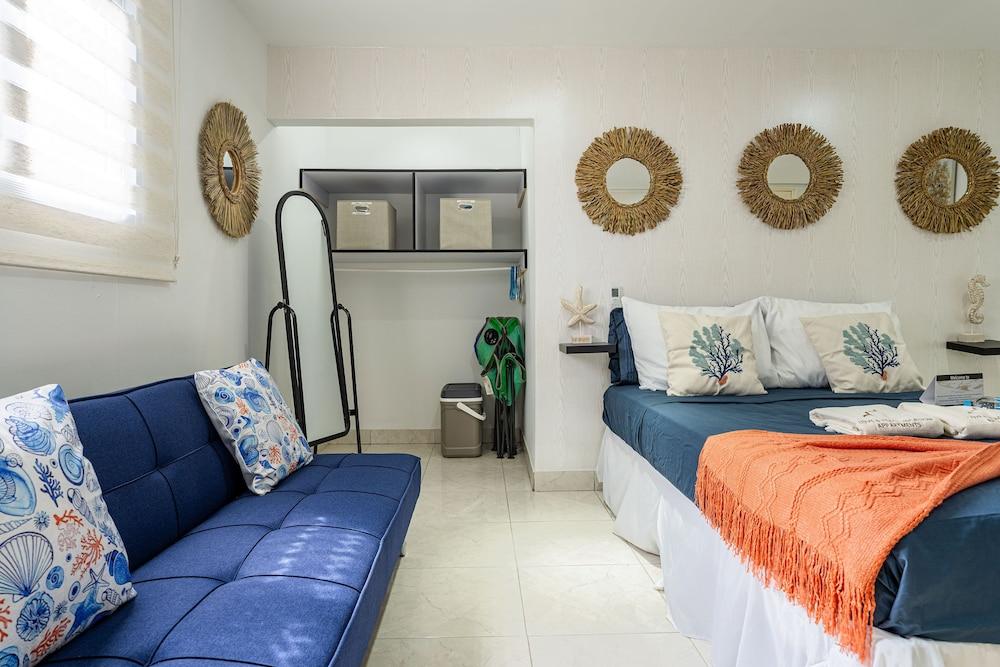Love and Peace Vacation Rental Aruba