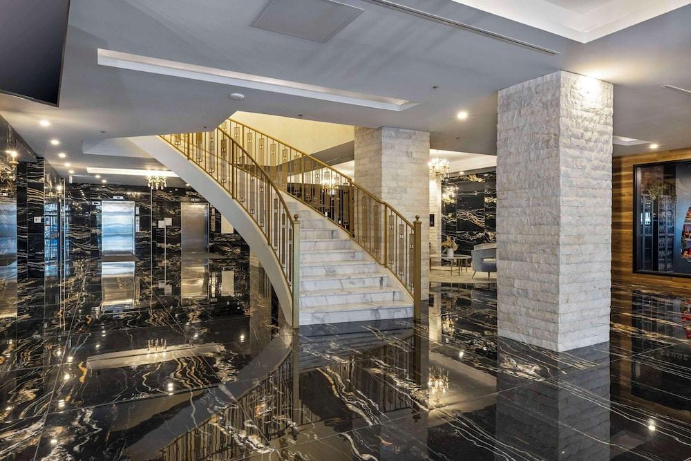 Halifax Tower Hotel & Conference Centre, an Ascend Collection Hotel