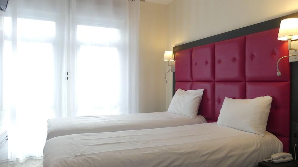 Logis Hôtel Saint-Guirec et de la Plage