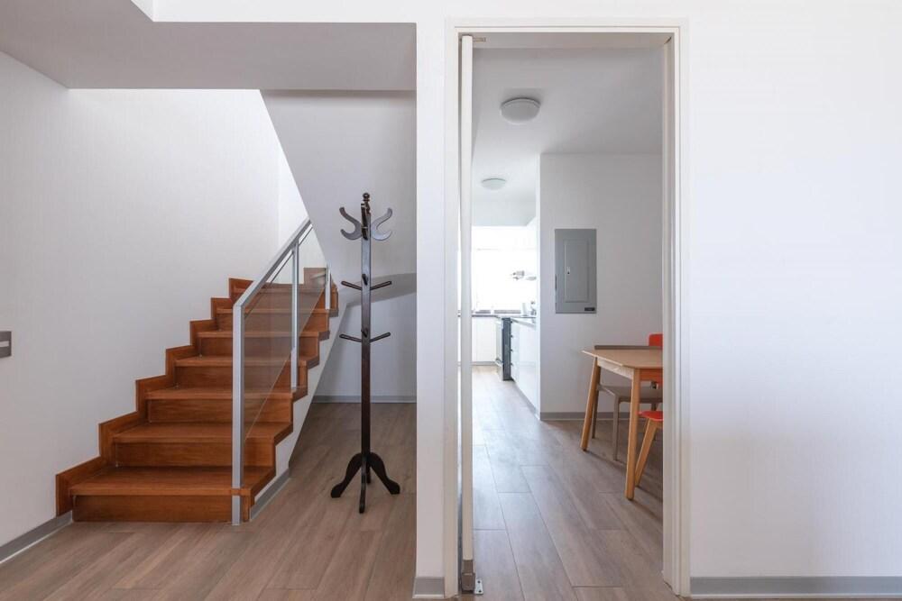 Ocean View Penthouse With Jacuzzi BBQ Game Room