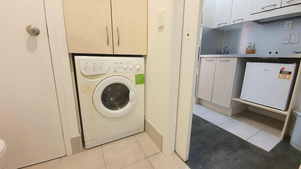 Private & Compact CBD Studio - Free Wifi