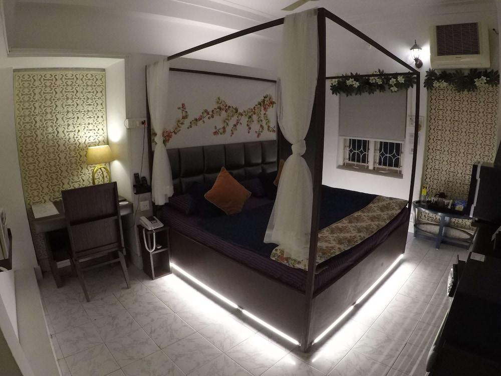 Kakaku The Guest House