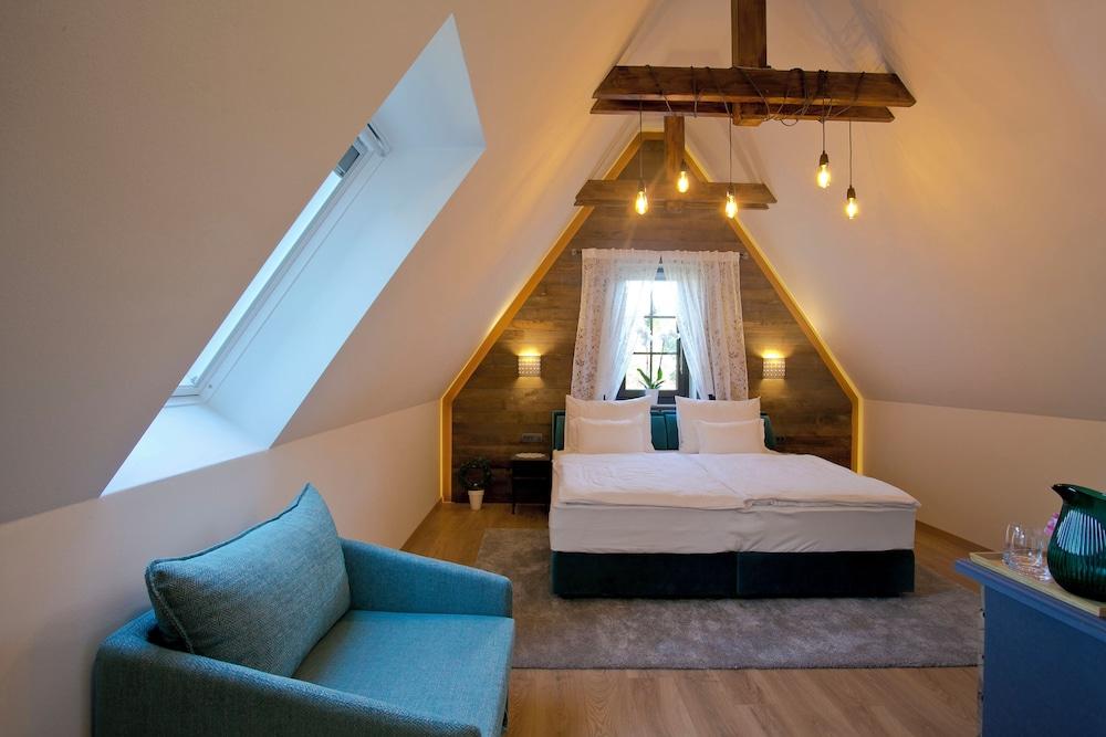 Plitvice Holiday Lodge