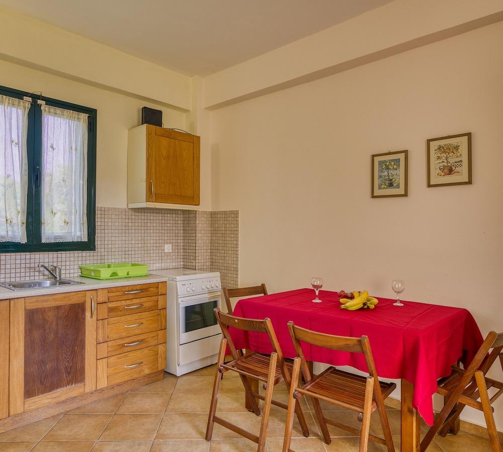 Analipsi Villas Beach Front 3