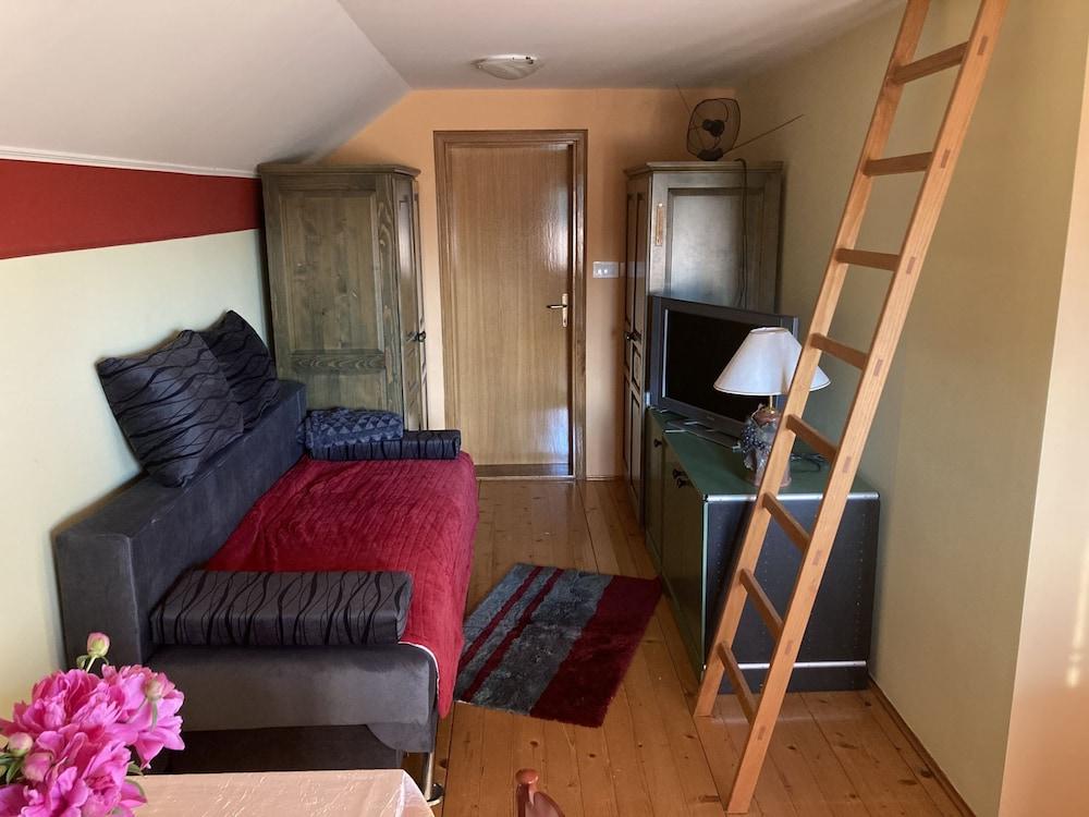 Vineyard cottage Slanc