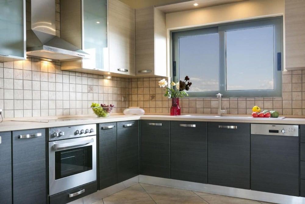 Rose Villa in Svoronata