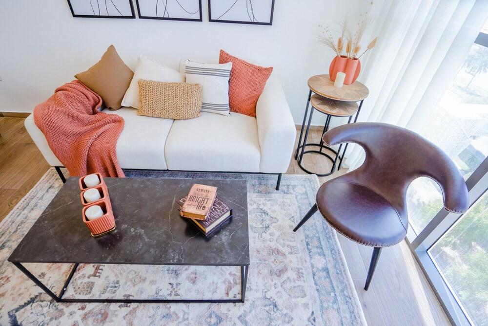 Nasma Luxury Stays - AYA Building