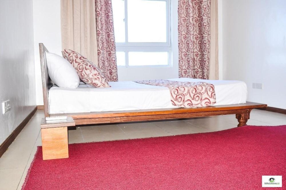 Stay.Plus Almasi Beachfront Apartments