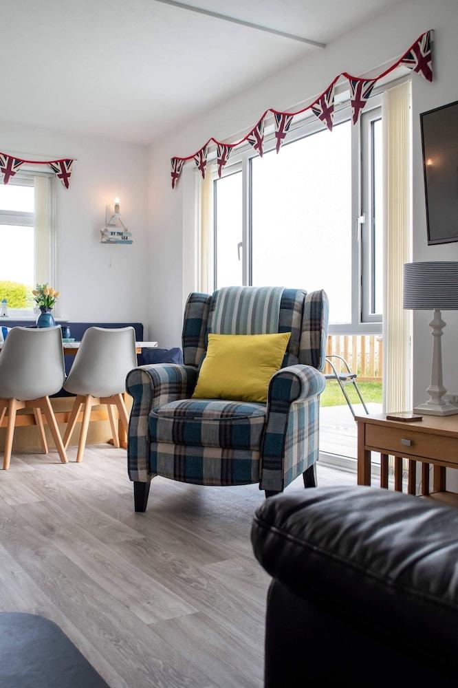 Stunning 3-bed Cottage in Lowestoft