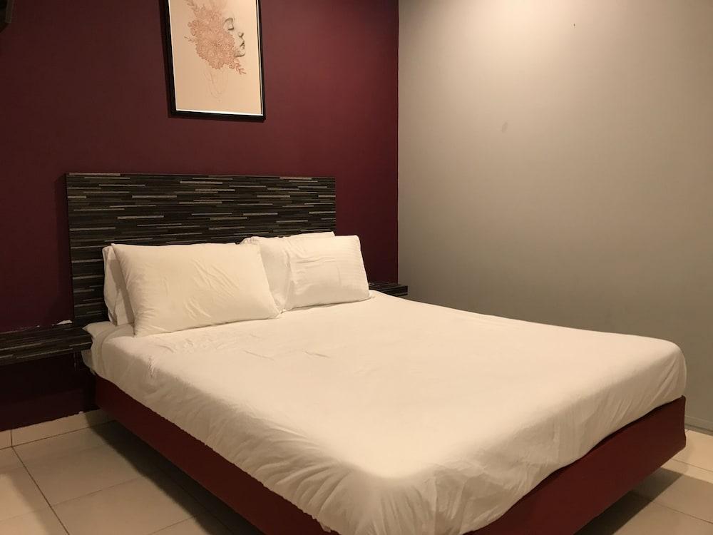 OYO 90487 K Threegod Hotel