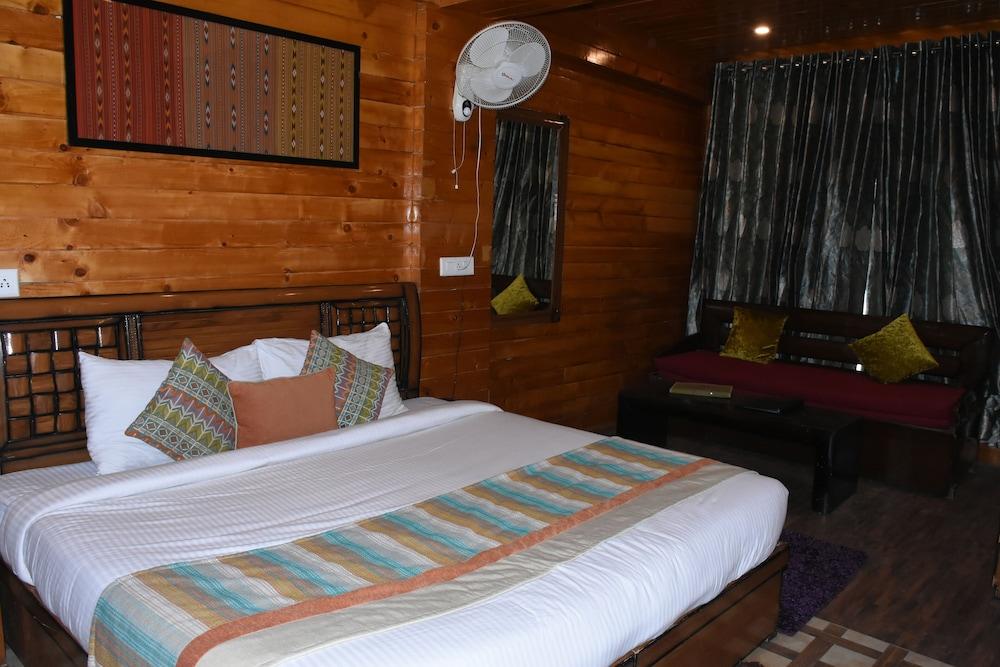 Aanantham Country Resort