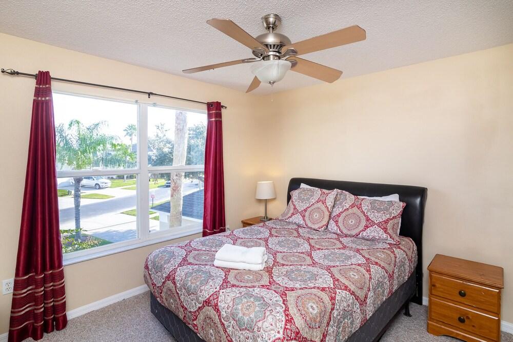 Paradise at Lake Berkley