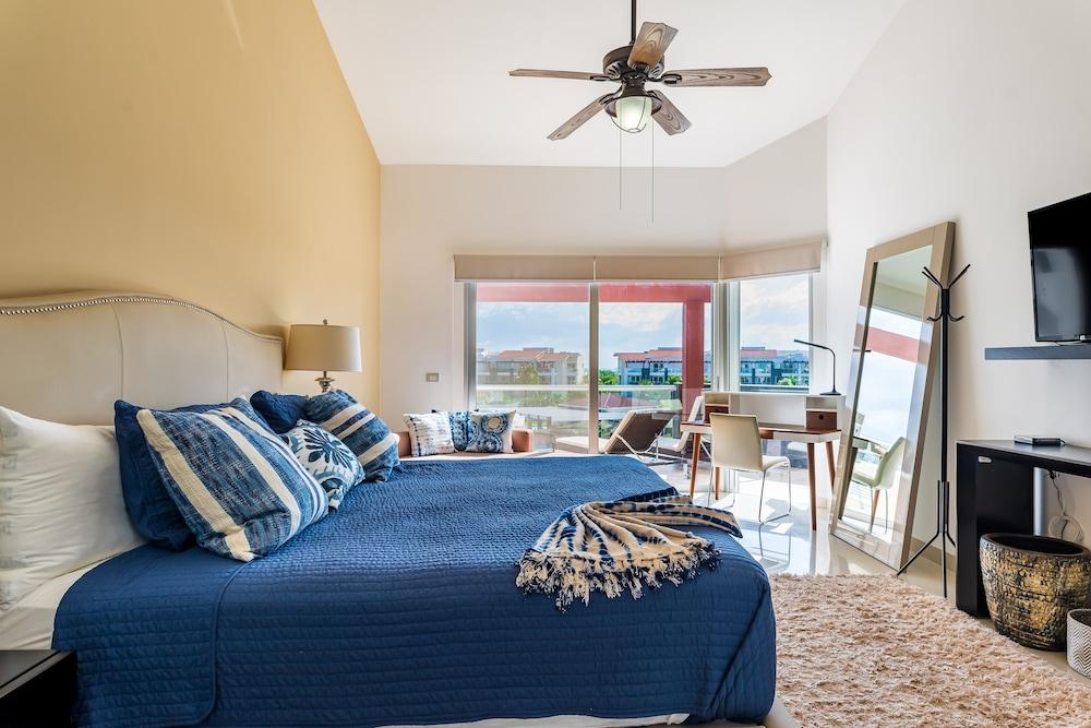 Casa Marbella Ocean View Penthouse 3 Bedroom Apts by RedAwning