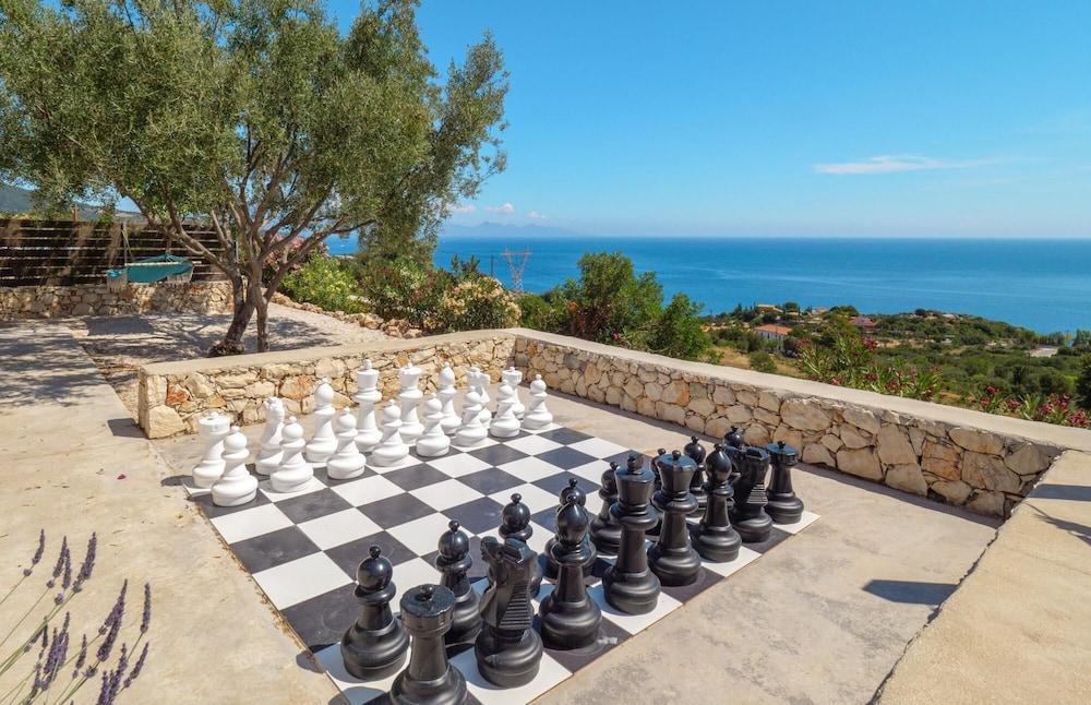 The Yiameli Collection - Meli