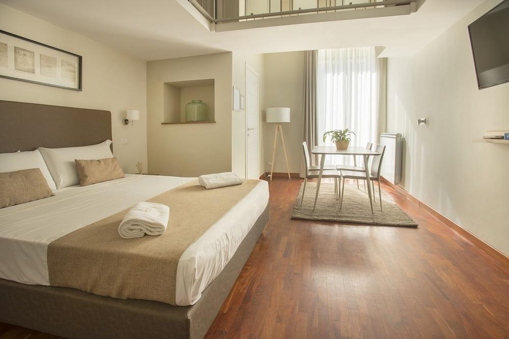 Palazzo Depretis Naples