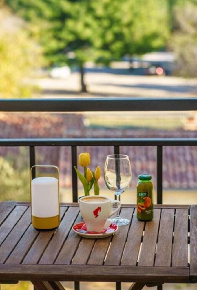 Delightful Park View Room With Breakfast Included