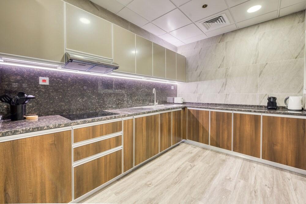 Maison Privee - Horizon Tower 3802