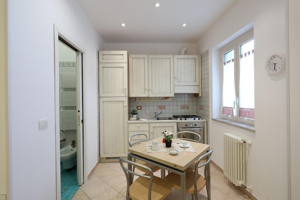 Flat Near The Historic Centre With Private Parking