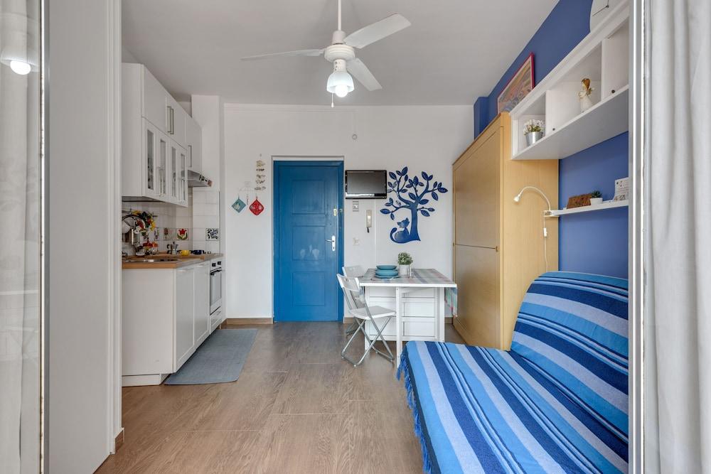 Cozy Studio 50 Meters From The Sea!