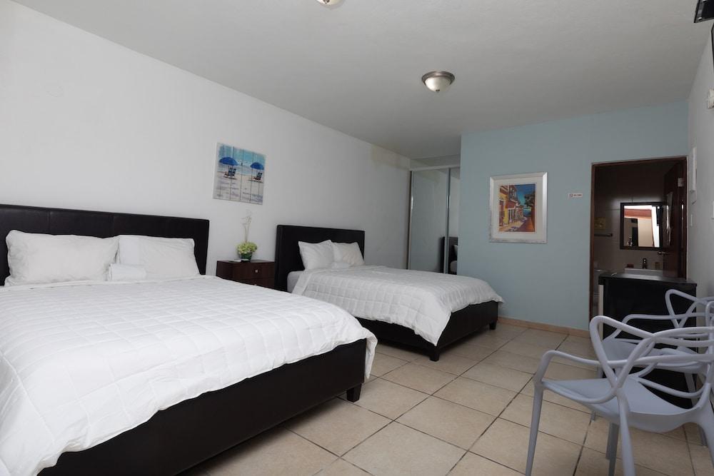 Red Sunset Beach Club