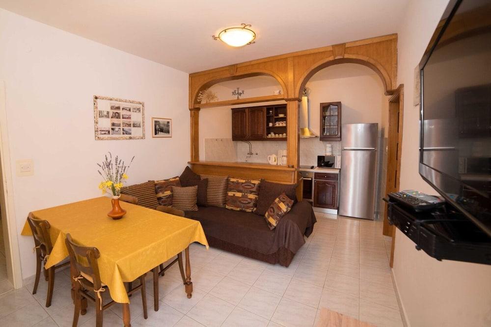 Anka - 10 m From sea - A1