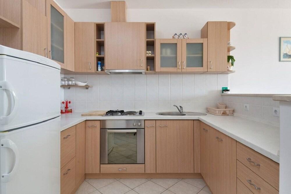 Ljilja - With sea View - A1