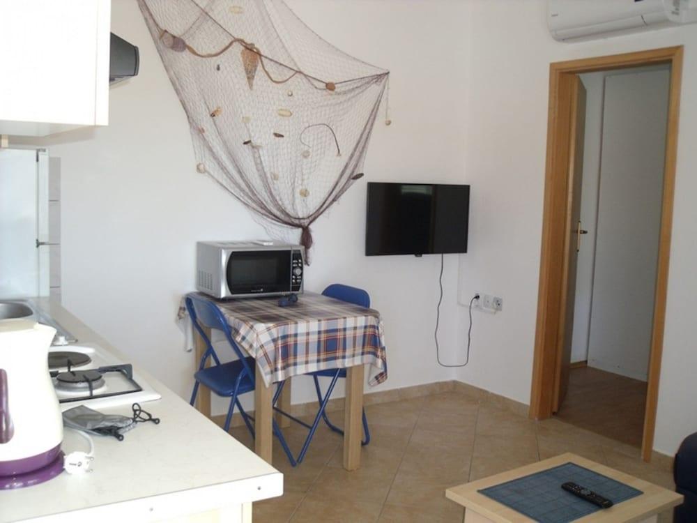 Draga - Comfortable & Afordable - A3