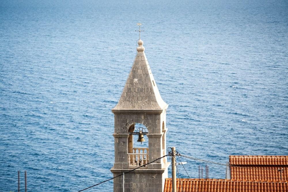 Dusa - With Pool - A3 - III kat