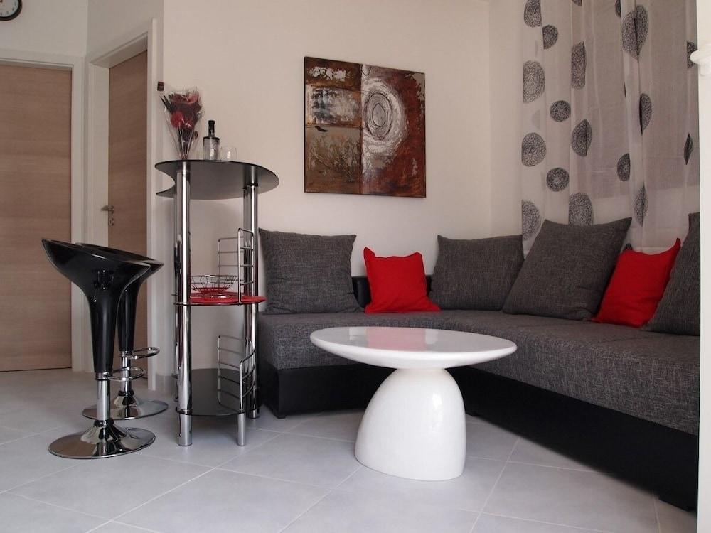 Franco - Secluded Paradise - A1 Ruza