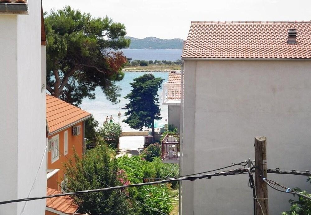 Nebo - 80 m From Beach - A2 Plavi